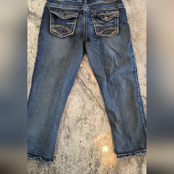 Maurices 5/6 Capris - Picture 4 of 4